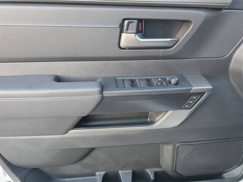 2026 Toyota Tundra Platinum HV