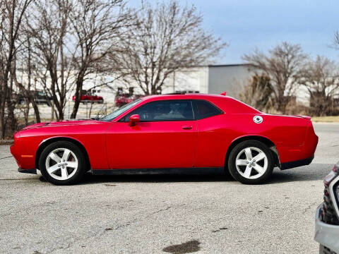 2016 Dodge Challenger SXT Plus