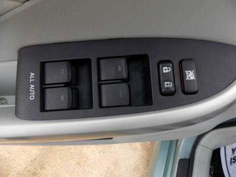 2014 Toyota Prius Three