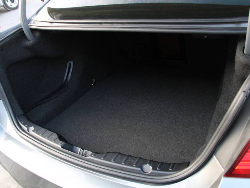 2011 BMW 5 Series 550i xDrive