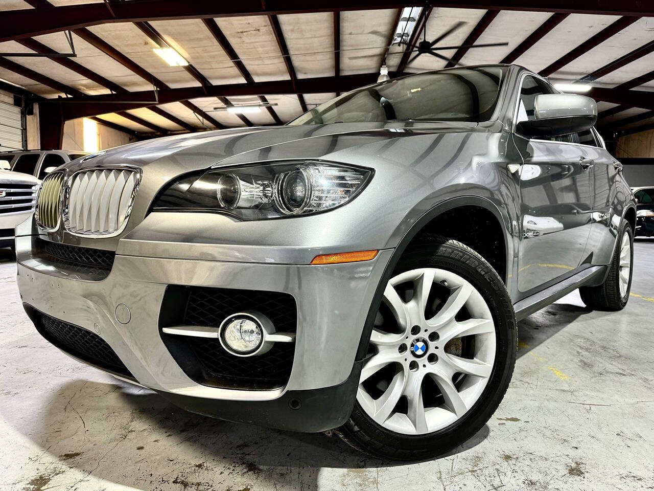 2012 BMW X6 for sale at Carnival Car Company in Victoria, TX