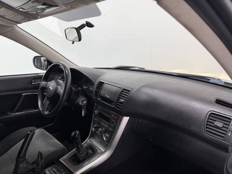 2005 Subaru Outback 2.5i