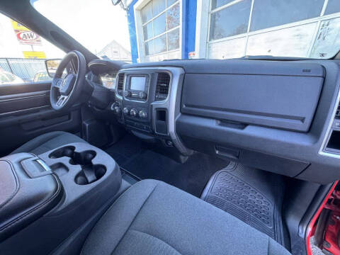 2022 RAM 1500 Classic SLT