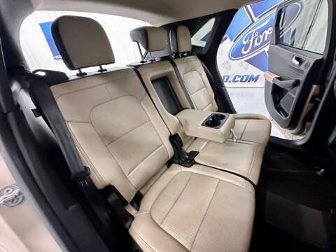 2020 Ford Escape Titanium