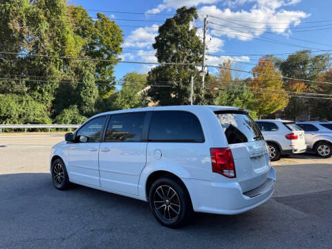 2015 Dodge Grand Caravan SE