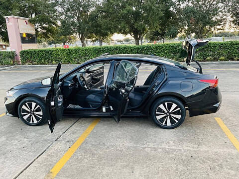 2021 Nissan Altima 2.5 SV