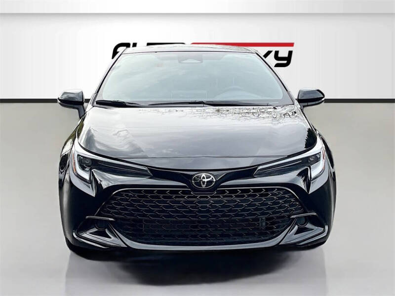 2025 Toyota Corolla Hatchback SE