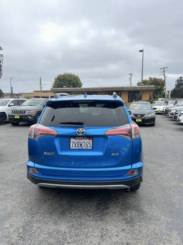 2017 Toyota RAV4 XLE