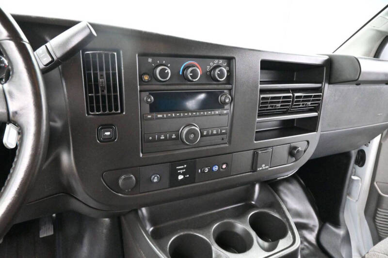 2023 Chevrolet Express 2500