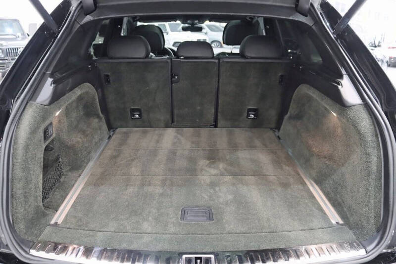 2019 Bentley Bentayga V8