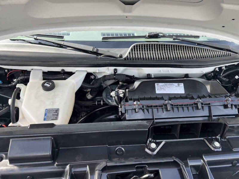 2021 Chevrolet Express 2500