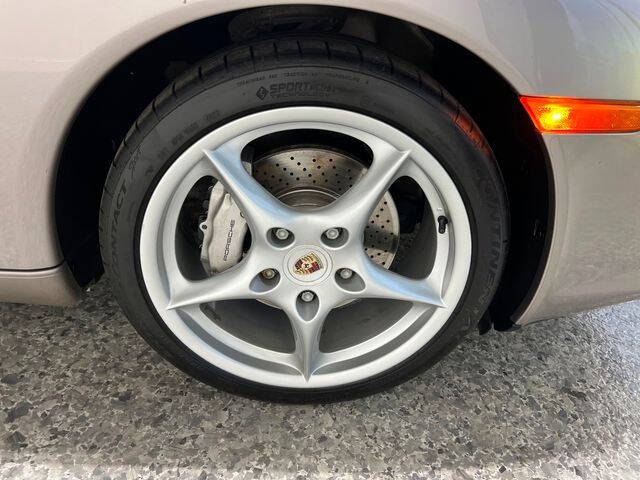 2002 Porsche 911 Carrera 4