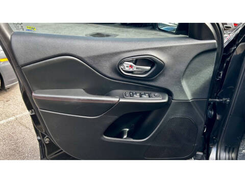 2019 Jeep Cherokee Trailhawk