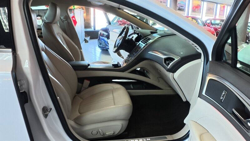 2020 Lincoln MKZ Standard