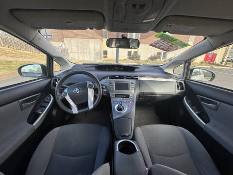 2013 Toyota Prius Plug-in Hybrid Advanced