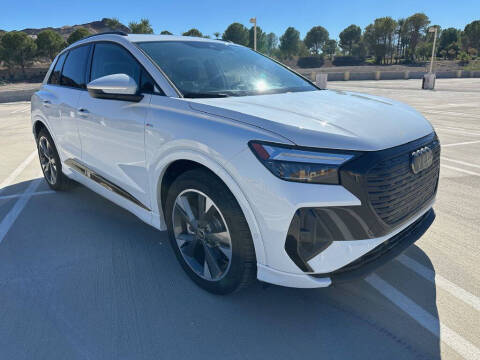 2024 Audi Q4 e-tron quattro Premium Plus 55