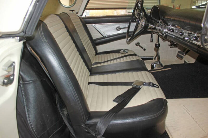 1957 Ford Thunderbird