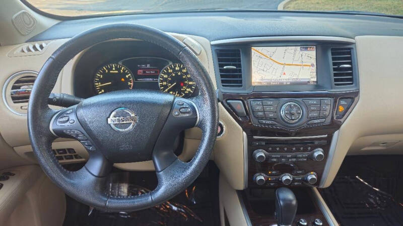 2016 Nissan Pathfinder Platinum