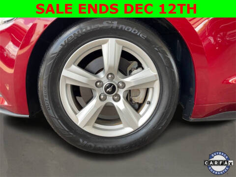 2017 Ford Mustang V6