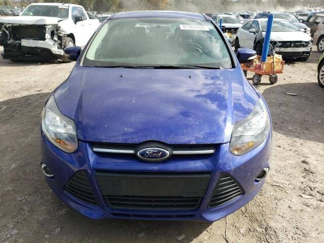 Blue 2014 Ford Focus SE SE 4dr Hatchback 2