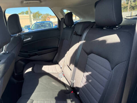 2021 Ford Edge SE