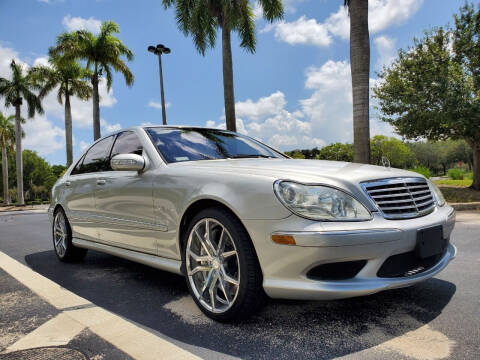 2006 Mercedes-Benz S-Class for sale at M.D.V. INTERNATIONAL AUTO CORP in Fort Lauderdale FL