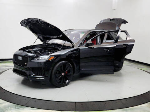 2019 Jaguar F-PACE S