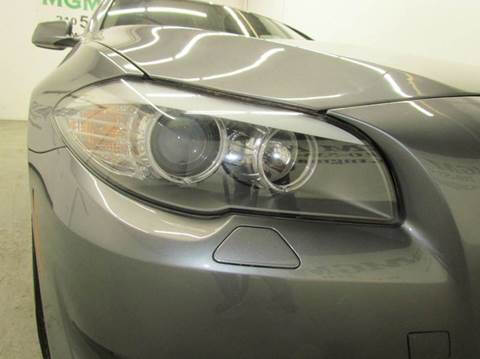 2011 BMW 5 Series 528i