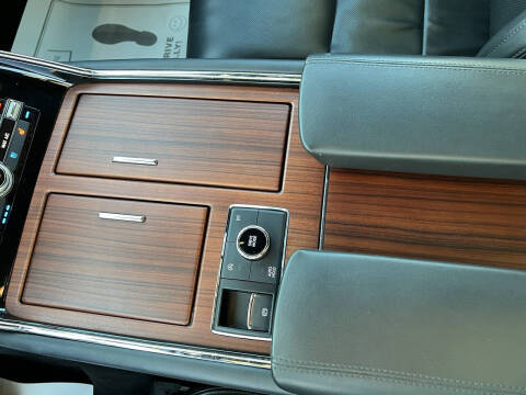 2023 Lincoln Navigator Standard