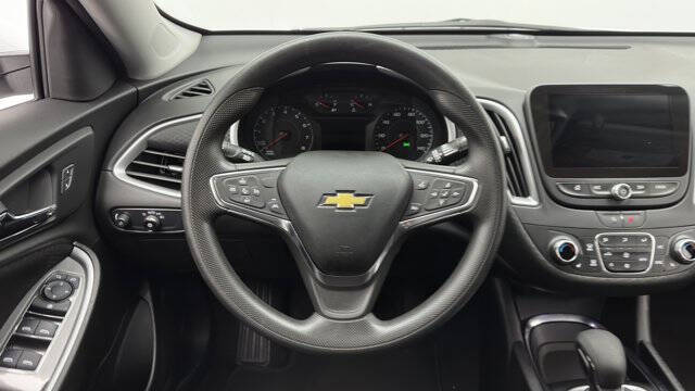 2025 Chevrolet Malibu LT