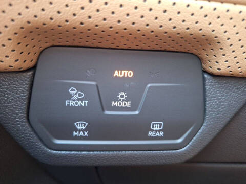 2026 Volkswagen Atlas Cross Sport SEL R-Line Black 4Motion