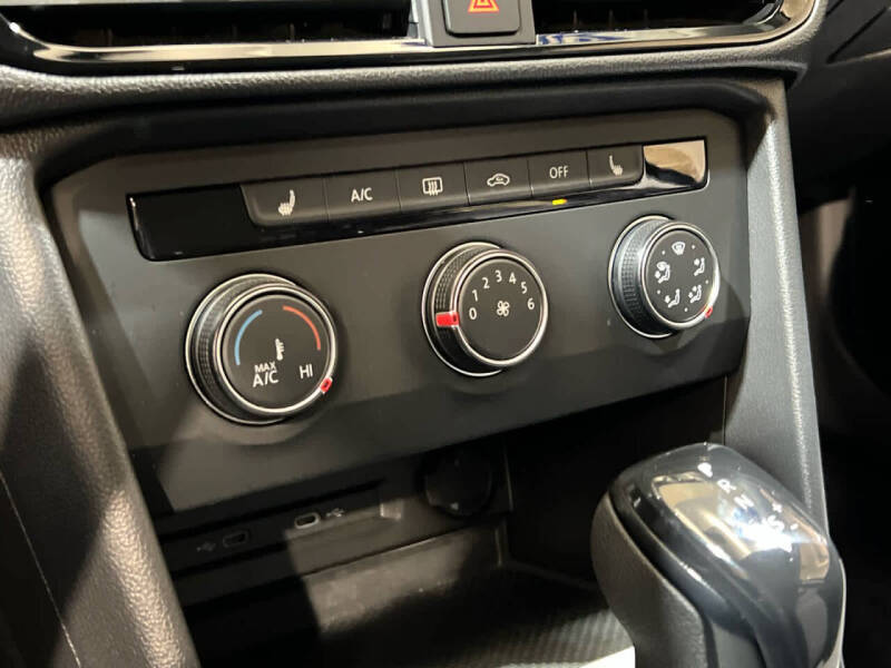 2022 Volkswagen Taos S 4Motion