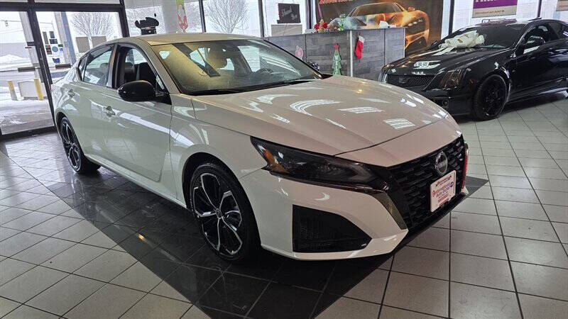 2024 Nissan Altima 2.5 SR