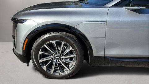 2025 Cadillac LYRIQ Sport 1