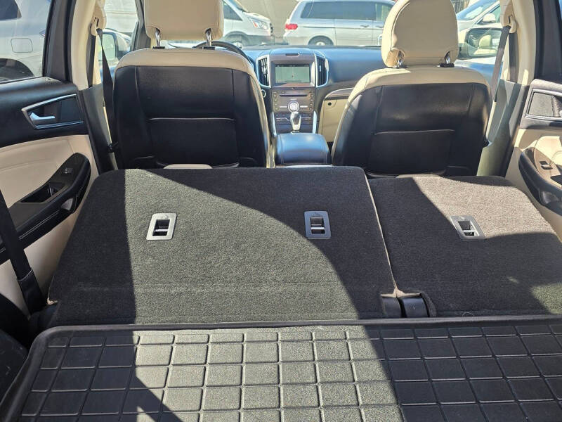 2017 Ford Edge Titanium