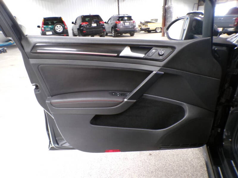 2015 Volkswagen Golf GTI S