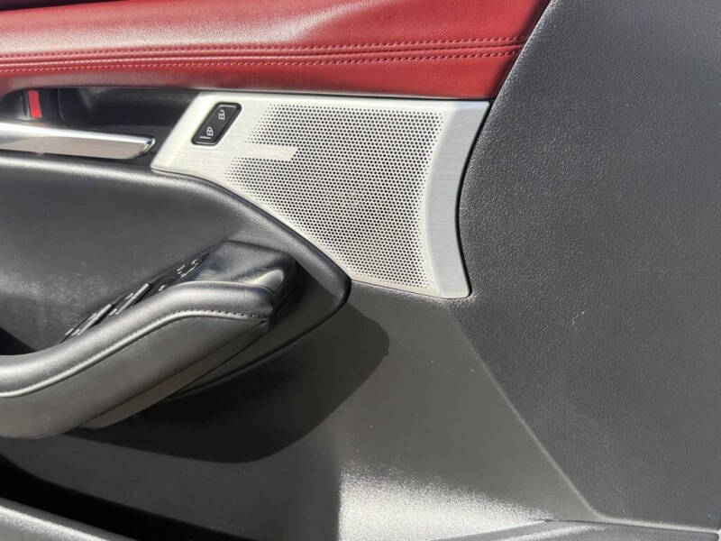 2024 Mazda Mazda3 Hatchback 2.5 S Premium