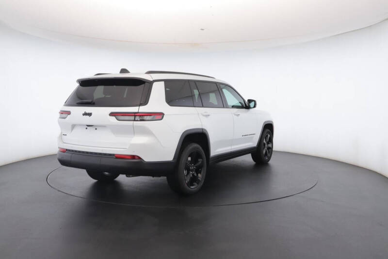 2025 Jeep Grand Cherokee L Altitude X