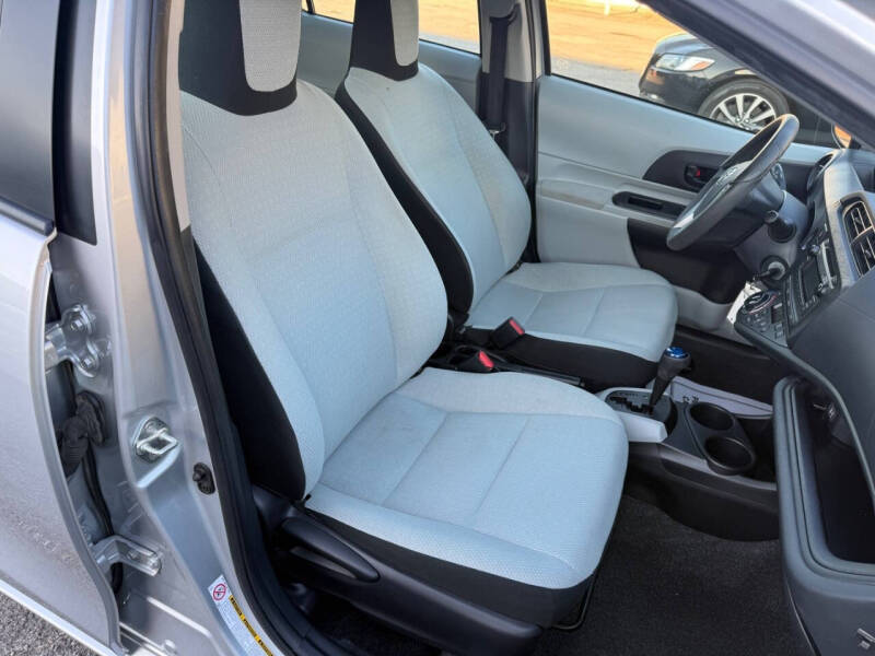 2012 Toyota Prius c One