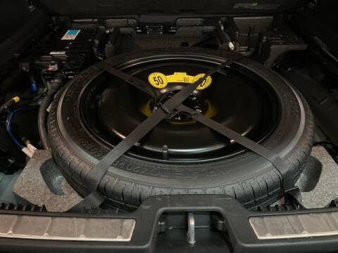 2025 Volvo XC60 B5 Plus Dark Theme