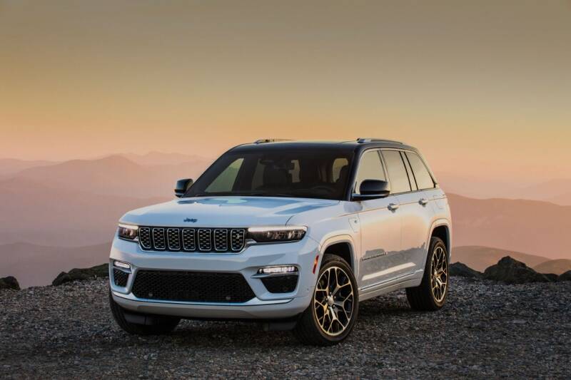 2022 Jeep Grand Cherokee for sale at XS Leasing in Brooklyn NY