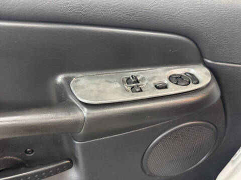 2004 Dodge Ram 2500 SLT