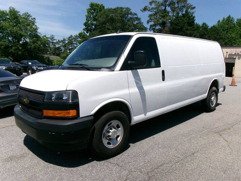 2023 Chevrolet Express 2500