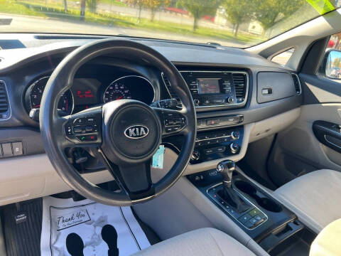 2016 Kia Sedona LX