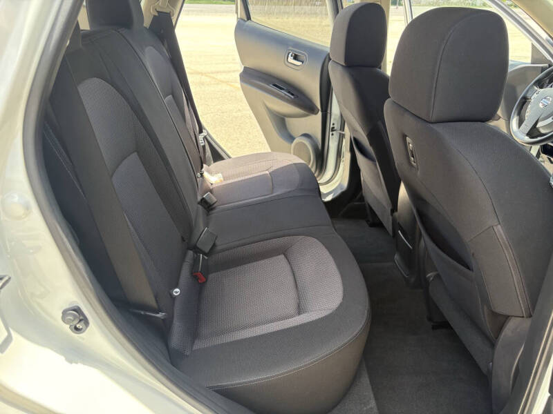 2011 Nissan Rogue SV