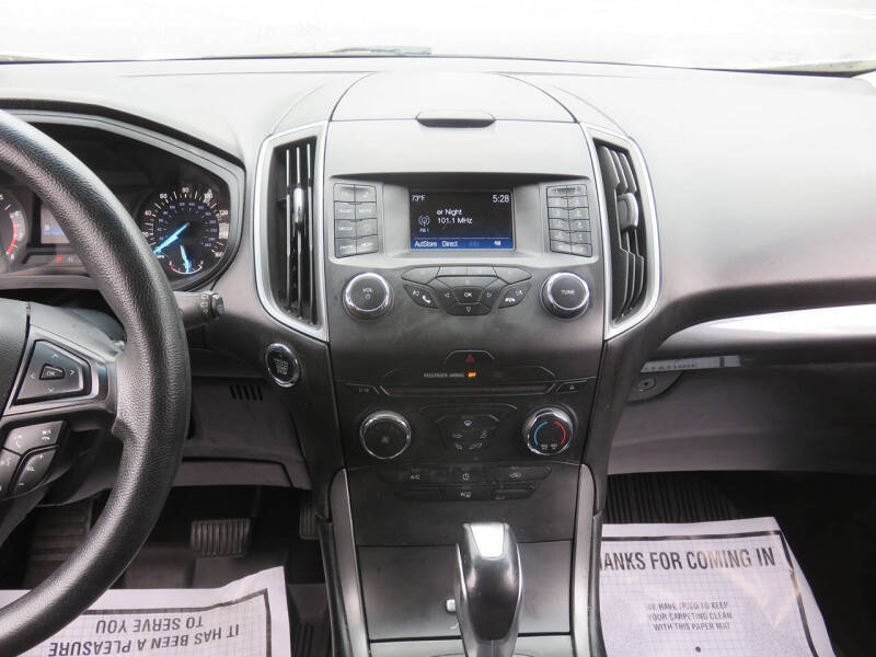 2017 Ford Edge SE