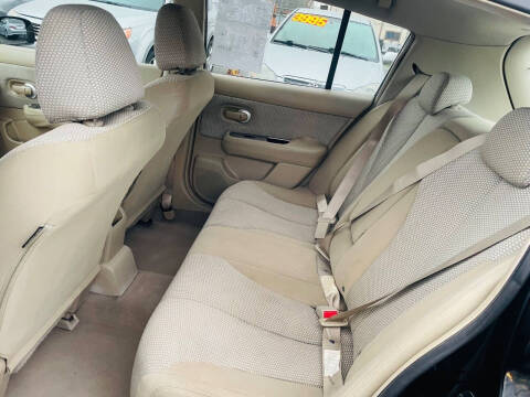 2009 Nissan Versa 1.8 SL