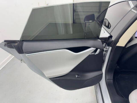 2015 Tesla Model S