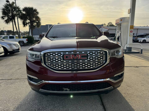 2017 GMC Acadia Denali