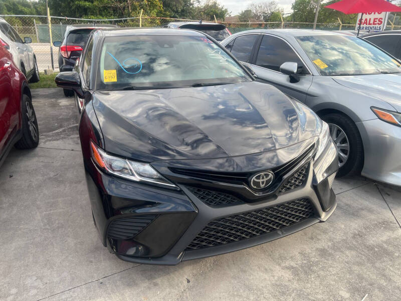 2018 Toyota Camry SE